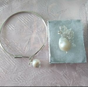 Baroque 🎓pearl bracelet